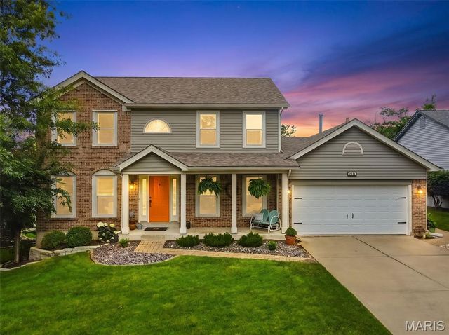 1010 Waldo Lane, St Charles, MO 63304