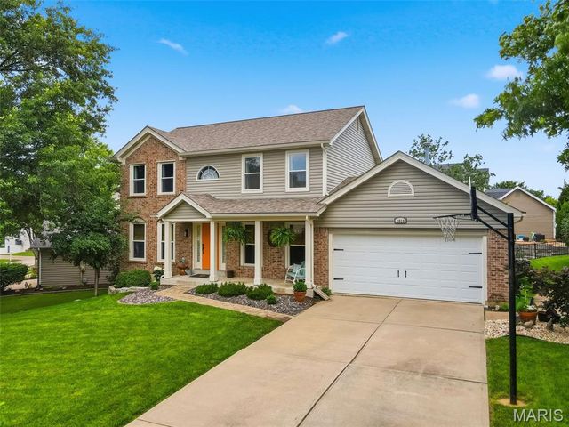 1010 Waldo Lane, St Charles, MO 63304