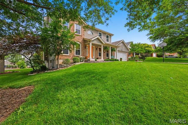 1010 Waldo Lane, St Charles, MO 63304