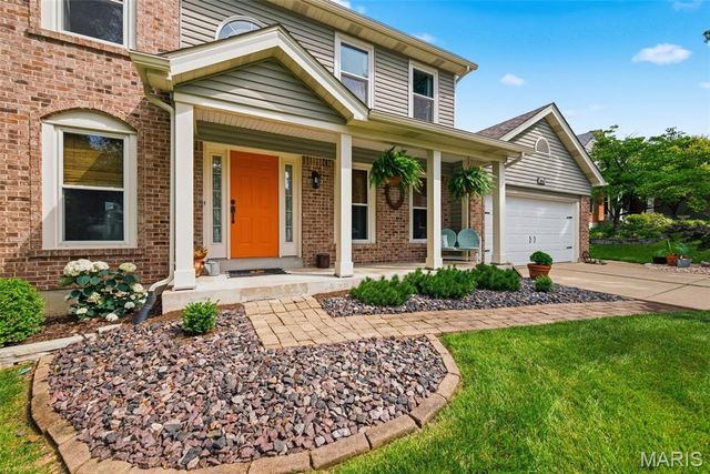 1010 Waldo Lane, St Charles, MO 63304
