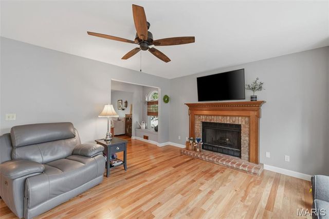 1010 Waldo Lane, St Charles, MO 63304