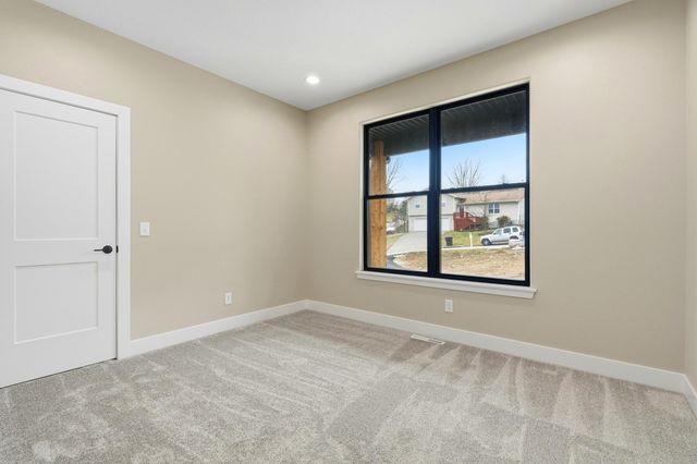 654 Walkington Lane, Branson, MO 65616