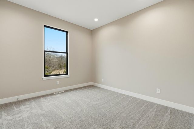 654 Walkington Lane, Branson, MO 65616