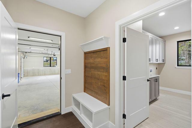 654 Walkington Lane, Branson, MO 65616