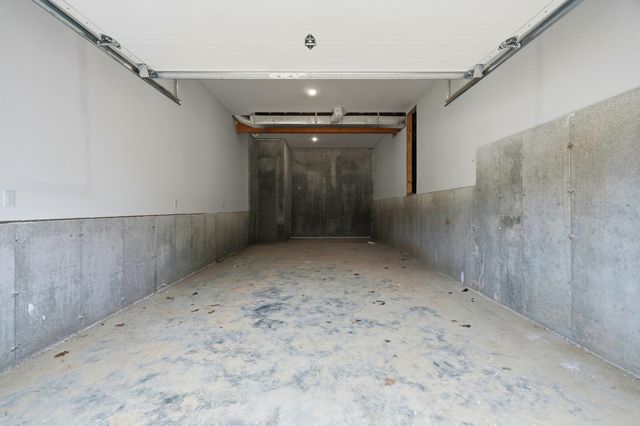 654 Walkington Lane, Branson, MO 65616