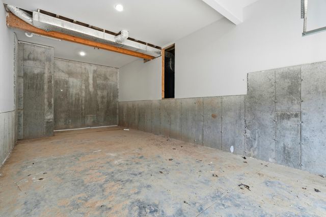 654 Walkington Lane, Branson, MO 65616