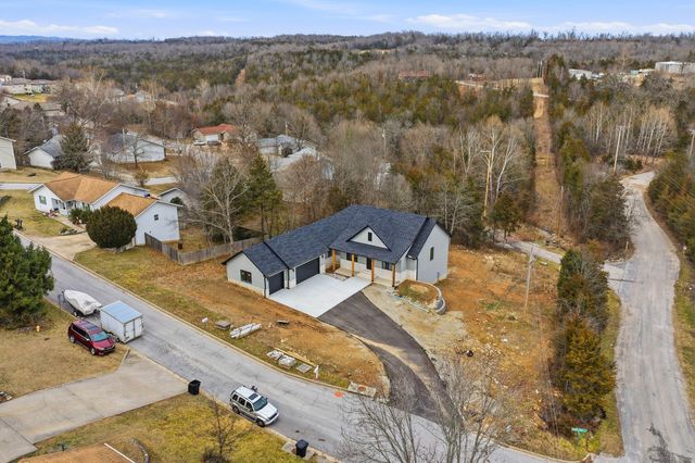 654 Walkington Lane, Branson, MO 65616