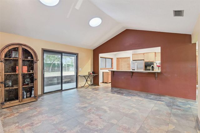 520 SUMMERHAVEN DRIVE, Debary, FL 32713