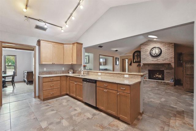 520 SUMMERHAVEN DRIVE, Debary, FL 32713