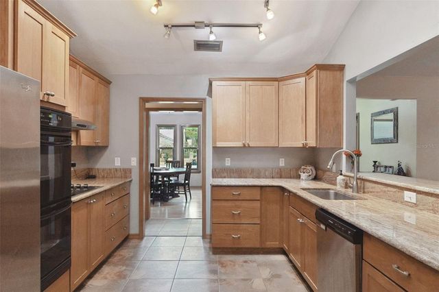 520 SUMMERHAVEN DRIVE, Debary, FL 32713