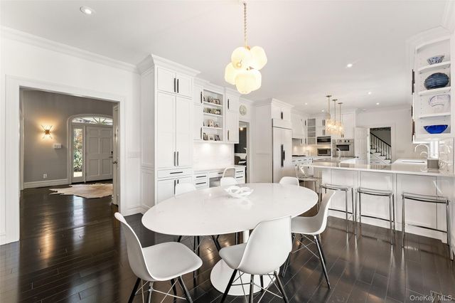 62 Old Orchard Lane, Scarsdale, NY 10583