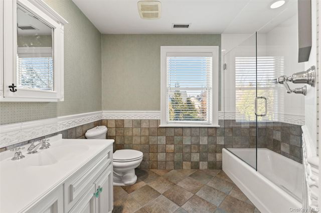 62 Old Orchard Lane, Scarsdale, NY 10583