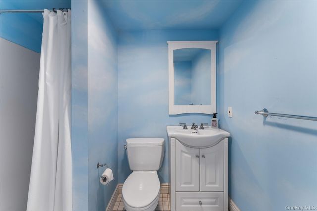 62 Old Orchard Lane, Scarsdale, NY 10583