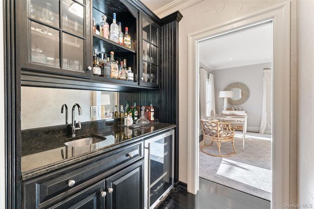 62 Old Orchard Lane, Scarsdale, NY 10583