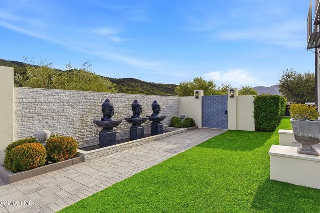 2691 Country Ridge Road, Calabasas, CA 91302