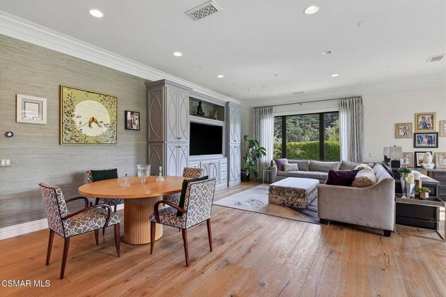 2691 Country Ridge Road, Calabasas, CA 91302