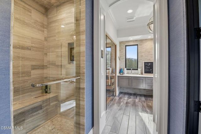 2691 Country Ridge Road, Calabasas, CA 91302