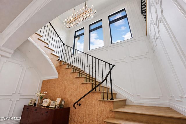 2691 Country Ridge Road, Calabasas, CA 91302