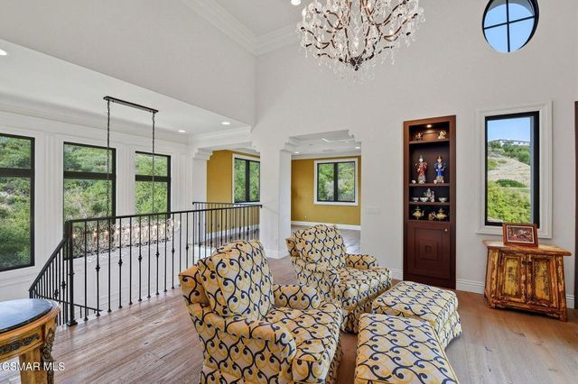 2691 Country Ridge Road, Calabasas, CA 91302