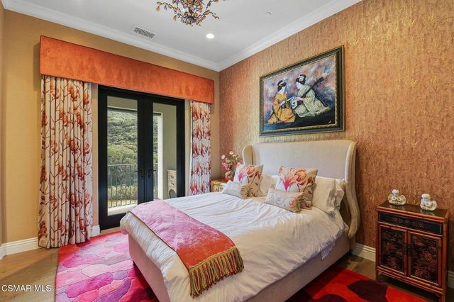 2691 Country Ridge Road, Calabasas, CA 91302