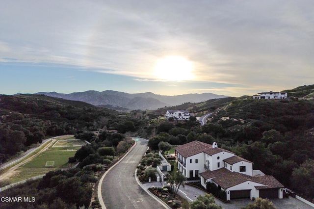 2691 Country Ridge Road, Calabasas, CA 91302