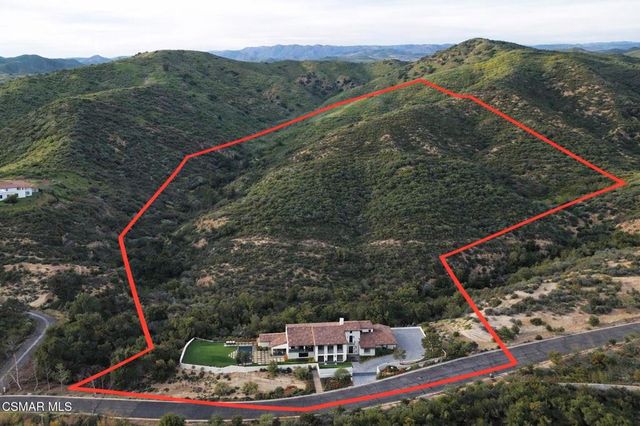 2691 Country Ridge Road, Calabasas, CA 91302
