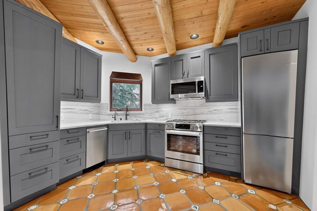 129 Cantera Circle, Santa Fe, NM 87501