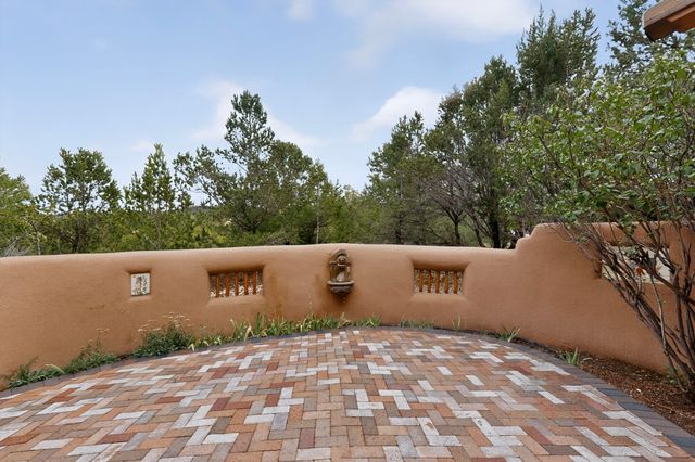 129 Cantera Circle, Santa Fe, NM 87501