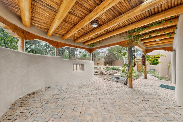 129 Cantera Circle, Santa Fe, NM 87501