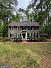 200 Meadovista Drive, Griffin, GA 30224