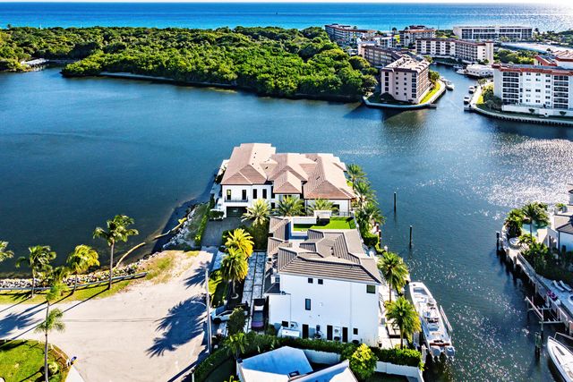 2934 NE 8th Avenue, Boca Raton, FL 33431