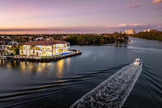 2934 NE 8th Avenue, Boca Raton, FL 33431