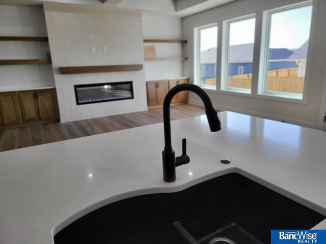 9401 Delano Drive, Lincoln, NE 68516