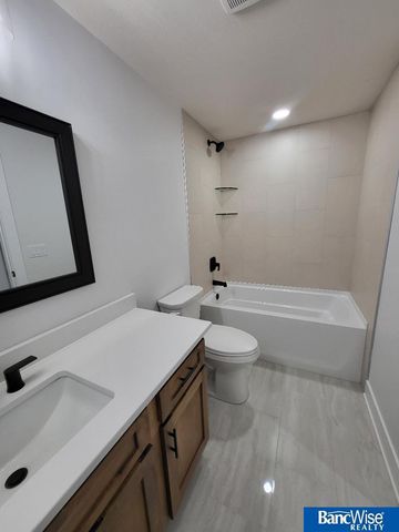 9401 Delano Drive, Lincoln, NE 68516