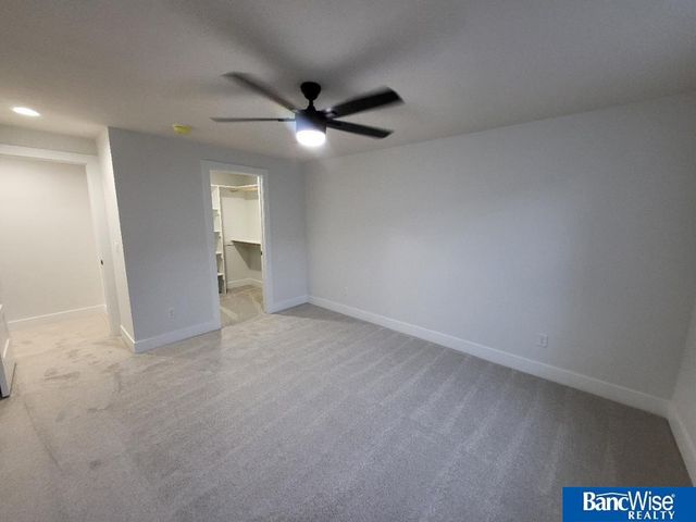 9401 Delano Drive, Lincoln, NE 68516