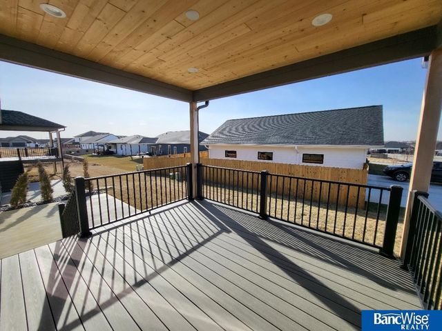 9401 Delano Drive, Lincoln, NE 68516