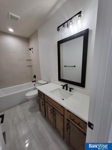 9401 Delano Drive, Lincoln, NE 68516