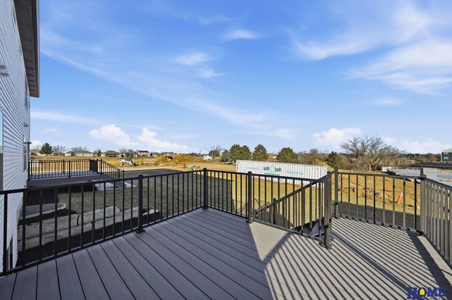 8920 Peregrine Road, Lincoln, NE 68505