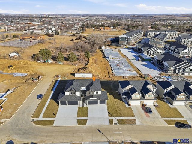 8920 Peregrine Road, Lincoln, NE 68505