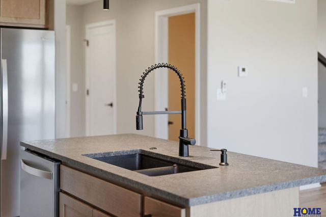 8920 Peregrine Road, Lincoln, NE 68505