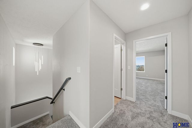 8920 Peregrine Road, Lincoln, NE 68505