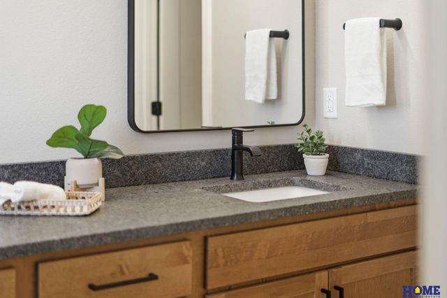 8920 Peregrine Road, Lincoln, NE 68505