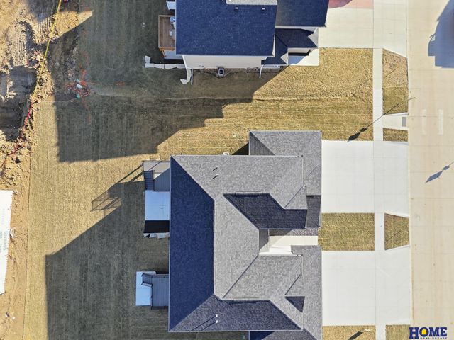 8920 Peregrine Road, Lincoln, NE 68505