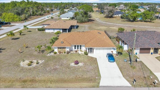 1726 BLUE LAKE CIRCLE, Punta Gorda, FL 33983