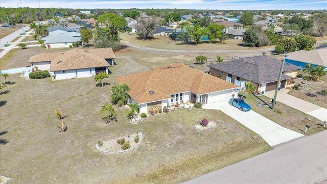 1726 BLUE LAKE CIRCLE, Punta Gorda, FL 33983