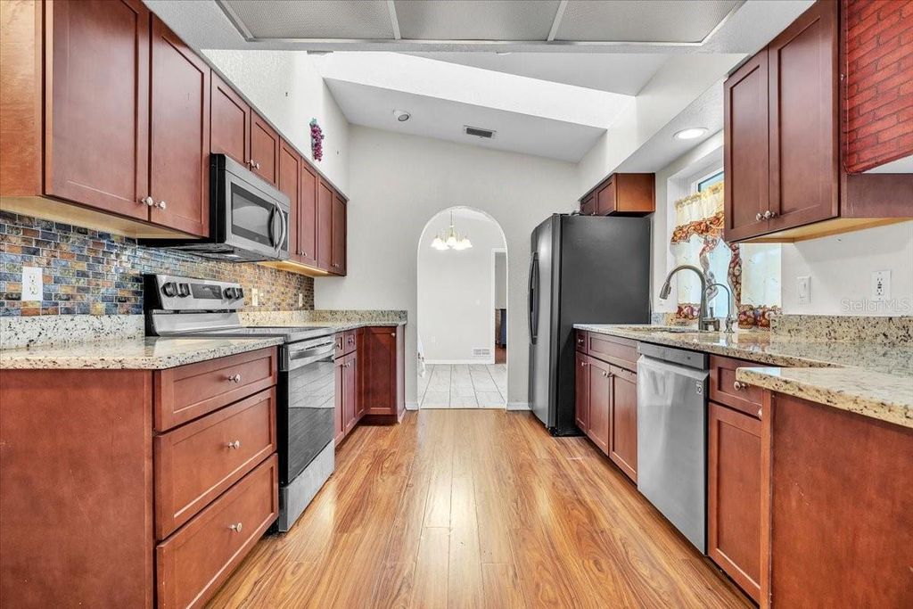 Image 12 of property listing at 1726 BLUE LAKE CIRCLE, Punta Gorda, FL 33983