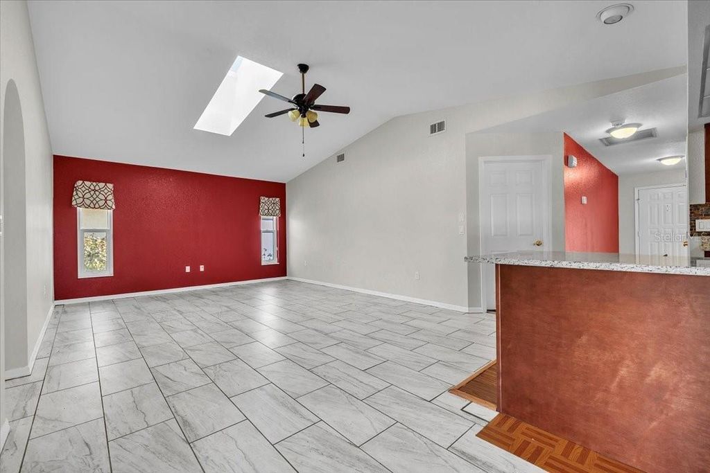 Image 17 of property listing at 1726 BLUE LAKE CIRCLE, Punta Gorda, FL 33983