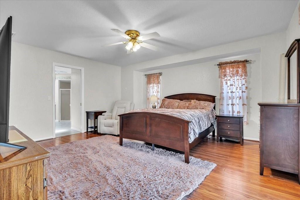 Image 18 of property listing at 1726 BLUE LAKE CIRCLE, Punta Gorda, FL 33983