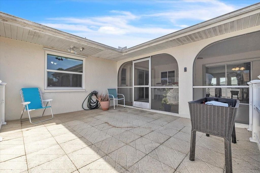 Image 34 of property listing at 1726 BLUE LAKE CIRCLE, Punta Gorda, FL 33983