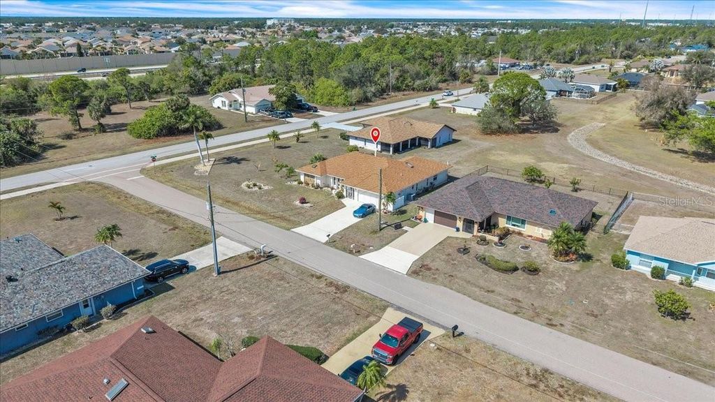 Image 42 of property listing at 1726 BLUE LAKE CIRCLE, Punta Gorda, FL 33983